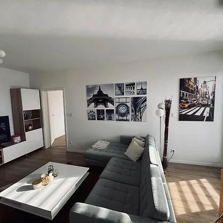 アパート Panorama ニトラ